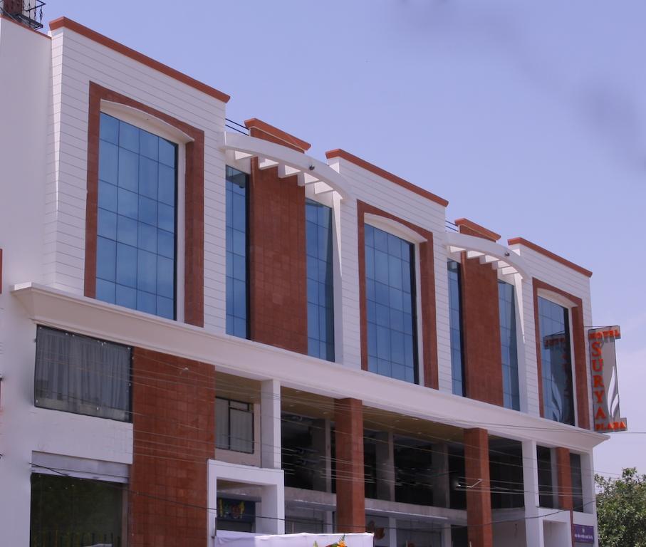 Hotel Surya Plaza Kota  Exteriör bild